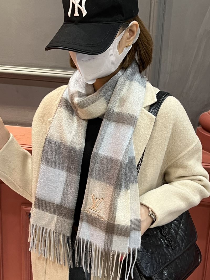 Louis Vuitton Scarf